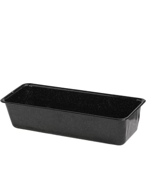 
<h2>RIESS Broodbakblik zwart 35x14 cm - Emaille</h2>
<ul>
<li>Emaille bakvorm voor taarten, brood en gebak</li>
<li>Rolrand</li>
<li>Zwart geëmailleerd</li>
<li>Geschikt voor ovens</li>
<li>Voor energiezuinig koken</li>
<li>Snij- en krasbestendig</li>
<li>Geschikt voor ovens</li>
<li>Bestand tegen fruitzuur</li>
<li>Voorkomt bacteriegroei en is smaakneutraal</li>
<li>Gemakkelijk schoon te maken</li>
<li>Recyclebaar</li>
<li>CO2-neutrale productie in Oostenrijk</li>
</ul>
<p><strong>Uitgebreide omschrijving</strong></p>
<p>Thuis brood bakken is weer erg populair geworden. Onze geëmailleerde, doosvormige broodvorm is geschikt voor alle soorten brood en levert uitstekende bakresultaten op, waardoor broden met een knapperige korst en een luchtige kruim ontstaan. De ijzeren kern verdeelt de warmte optimaal en het zelfgebakken brood kan dankzij het poreuze, gladde oppervlak gemakkelijk uit de vorm worden gehaald.<br /><br />Door het gebruik van emaille is de bakvorm in elke oven te gebruiken, zelfs bij zeer hoge temperaturen tot 400°. Bovendien is de broodvorm robuust, duurzaam en gemakkelijk schoon te maken. De rand van de geëmailleerde broodvorm is gebogen – in de emailleertechniek ook wel rolrand genoemd – en de vorm zelf is dankzij het poreuze, gladde oppervlak zeer eenvoudig schoon te maken.<br /><br />Emaille wordt gemaakt van ijzer dat bij hoge temperaturen met glas is versmolten en is daarom gemaakt van natuurlijke grondstoffen.<br />Ons geëmailleerde kookgerei is geschikt voor gebruik met alle soorten fornuizen (gas, elektrisch, keramisch, inductie en zelfs open vuur). Dankzij de ijzeren kern wordt de warmte snel geleid en vervolgens vastgehouden. Dit zorgt voor duurzaam en energiezuinig koken.<br />Het poreuze, gladde glasoppervlak garandeert perfecte hygiëne, is smaakneutraal, voorkomt bacteriegroei en is gemakkelijk schoon te maken. Bij correct gebruik en onderhoud kan geëmailleerd kookgerei jarenlang kookplezier bieden en behoudt het zijn karakteristieke glanzende uiterlijk.</p>