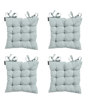 
Madison Tuinkussens – Set van 4 | Comfort en Stijl voor jouw TuinGeef je tuinmeubelen een stijlvolle en comfortabele upgrade met deze set van 4 Madison tuinkussens. Madison, een gerenommeerd Nederlands merk, staat bekend om hoogwaardige kussens die zowel comfort als duurzaamheid bieden.Deze kussens zijn gemaakt van kwalitatieve materialen die bestand zijn tegen verschillende weersomstandigheden. De zachte, goed gevulde vulling zorgt voor optimaal zitcomfort, terwijl de stevige stof langdurig mooi blijft. Dankzij de neutrale en tijdloze ontwerpen passen deze tuinkussens perfect bij verschillende tuinsets en stijlen.Voordelen van de Madison tuinkussens: Set van 4 – ideaal voor complete tuinsets Hoogwaardige materialen en uitstekende afwerking Comfortabele vulling voor extra zitgemak Duurzaam en weerbestendig Geschikt voor diverse buitenmeubelenCreëer een sfeervolle en comfortabele buitenruimte met de tuinkussens van Madison! - Afmeting: Ca. 46x46 cm - Kleur: Blauw - Materiaal: Katoen