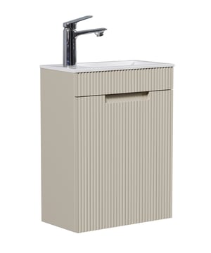 
Toiletmeubel Thermis inclusief onderkast en witte wastafel.Dit fonteinmeubel is zeer geschikt voor zowel kleine als grotere toiletruimtes en is bedoeld om extra ruimte te creëren. De deur van de onderkast is uitgevoerd met unieke ribbelstructuur. De wastafelkast is gemonteerd en heeft een naar links draaiende deur. Deze draairichting kan niet worden aangepast. De wastafel kan wel in de gewenste richting geplaatst worden. Een afvoer kan enkel via de muurzijde van de wastafelkast worden gemonteerd omdat de onderkant vast de wastafelkast dicht is. Toiletmeubel Thermis is met soft-close sluiting afgesteld en wordt geleverd inclusief afvoerplug, maar zonder kraan of sifon. Dit product is uitgevoerd in crème kleur.Kenmerken- Compleet toiletmeubel met wastafelkast, witte wastafel en afvoerplug.- Veel bergruimte in de wastafelkast- De wastafel wordt geleverd met overloop- Gemonteerd in de verpakking- Inclusief Merk: Badplaats Kleur: Wit, Crème