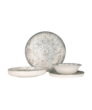 
Voeg een zijdezacht tintje toe aan uw keuken en leven met onze unieke collecties. Rinart porselein streeft ernaar om de traditie van het verleden duurzamer te maken met de moderne ontwerpen van de toekomst. Om dit doel te bereiken komen alleen de beste materialen uit de handen van bekwame ambachtslieden tot leven en raken ze de levens van gewone mensen die verhalen delen rond de tafel.Deze set bevat:- 6 dinerborden 28 cm- 6 dessertborden 20 cm- 6 diepborden 22 cm (800cc)- 6 kommetjes 16 cm (400cc)Specificaties:- Magnetronbestendig: Dankzij onze duurzame grondstoffen en uitgebreide R&D-inspanningen; kunnen onze producten veilig in de magnetron worden gebruikt.- Vaatwasmachinebestendig: Alle producten van Rinart zijn vaatwasmachinebestendig. Je hoeft je nooit zorgen te maken over het in de vaatwasser zetten van de vaat.- Thermische schokbestendig: onze producten zijn duurzaam tegen plotselinge temperatuurschommelingen en onder extreme temperatuuromstandigheden in de keuken met een hard glazuuroppervlak en hoogwaardige grondstoffen.- Glazuurbeschermend: Krassen zijn een veelvoorkomend probleem als het om porseleinen serviesgoed gaat. Rinart biedt een hoge duurzaamheid tegen krassen.- Edge Chip Garantie: Het volledige Rinart-productassortiment is uitgerust met een hoge chipweerstand. Dit beschermt ze tegen schokken.Materiaal: PorseleinKleur: Multicolour