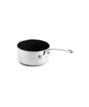 
<p><strong>Korte omschrijving Greenpan premiere steelpan 16cm</strong></p>
<ul>
<li>Geschikt voor alle warmtebronnen</li>
<li>Geschikt voor de oven tot 216ºC!</li>
<li>Gemaakt van hoogwaardig RVS</li>
<li>Type antikleeflaag : Keramisch</li>
<li>Vaatwasmachinebestendig, handwas aanbevolen!</li>
<li>Bovenmaat : 16cm</li>
</ul>
<p><strong>Uitgebreide omschrijving </strong></p>
<p>Ben je op zoek naar een duurzame en gezonde kookervaring? Dan is de GreenPan Premiere steelpan Ø 16 cm de perfecte keuze voor jou! Gemaakt van Triply RVS, is deze pan ontworpen om lang mee te gaan en zorgt hij voor een optimale warmteverdeling tijdens het koken.</p>
<p>De Triply RVS constructie bestaat uit een laag roestvrij staal aan de binnen- en buitenkant, met een aluminium kernlaag ertussen. Dit zorgt voor een gelijkmatige en efficiënte warmteverdeling, wat resulteert in perfect bereide gerechten elke keer weer. Bovendien is roestvrij staal duurzaam en bestand tegen corrosie en oxidatie, waardoor deze pan lang meegaat.</p>
<p>Maar dat is nog niet alles! De GreenPan Premiere steelpan heeft ook een PFAS-vrije antiaanbaklaag. PFAS zijn schadelijke chemische stoffen die vaak worden gebruikt in traditionele antiaanbaklagen, maar de GreenPan heeft hier een oplossing voor gevonden. De Thermolon keramische antiaanbaklaag is gemaakt zonder PFAS, PFOA, lood of cadmium, waardoor deze pan gezonder is voor jou en het milieu.</p>
<p>Of je nu Soep, aardappelen, groenten of eieren wilt koken, deze steelpan is geschikt voor alle soorten kookplaten, inclusief inductie. Met zijn ergonomische RVS handvat blijft deze pan koel tijdens het koken en is hij gemakkelijk te hanteren en te reinigen.</p>
<p>Investeer in de GreenPan Premiere steelpan Ø 16 cm - RVS - Inductie en geniet van gezond en duurzaam koken!</p>
<p> </p>
<p><