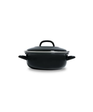 
<p><strong>Korte omschrijving BK Fortalit Braadpan - 24 cm - </strong></p>
<ul>
<li>Geschikt voor alle warmtebronnen, inclusief inductie</li>
<li>Vaatwasmachinebestendig</li>
<li>Ovenbestendig tot 230 graden</li>
<li>Kan aanbranden bij gebruik zonder vetstof</li>
</ul>
<p><strong>Uitgebreide omschrijving</strong></p>
<p>De BK Fortalit Braadpan - 24 cm - zwart is een echte klassieker op het gebied van bakken en braden die je van generatie op generatie door kunt geven. De pan is gemaakt van oersterk en slijtvast geëmailleerd staal. Hierdoor warmt de pan snel op, is deze gemakkelijk schoon te maken én gaat de braadpan jarenlang mee.</p>
<p>De BK Fortalit Braadpan is geschikt voor gebruik op alle warmtebronnen, inclusief inductie. Ook is de pan geschikt voor in de oven (tot 230°C).</p>
<p>De BK Fortalit Braadpan is gemaakt van geëmailleerd staal. Dit materiaal is duurzaam en zorgt ervoor dat de pan warmte goed geleidt. De pan warmt snel op en de warmte wordt goed vastgehouden. De gladde, geëmailleerde binnenkant voldoet aan de hoogste hygiëne- en voedingsnormen en is eenvoudig schoon te maken. De handgreep van de BK braadpan wordt niet heet.</p>
<p><strong>Over de serie Fortalit</strong></p>
<p>De BK Fortalit-serie bestaat uit braadpannen en –sleden, koekenpannen en wokpannen van verschillende afmetingen. De pannen zijn gemaakt van geëmailleerd staal, waardoor ze oersterk en slijtvast zijn en zeer lang meegaan. Bovendien is dit materiaal een goede wamtegeleider, waardoor de pannen energiezuinig en snel in gebruik zijn. Deze BK braadpan wordt al eeuwen gebruikt in de Nederlandse keuken en is dan ook toonaangevend voor de kwaliteit van BK Pannen.</p>
<p> </p>
<p><