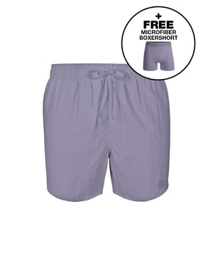 
Materiaal: 100% Polyester 
Wasinstructies: type:root,children:type:list,listchildren:Wassen op 30 graden,Niet in de droger,Niet strijken Kleur: Paars