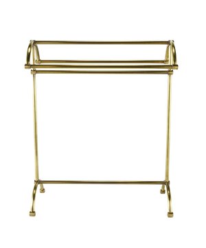 
Ontdek deze handdoekhouder met 4 stangen. Perfect voor het opbergen van uw producten in de badkamer. Afmetingen: Lengte 83 cm x Diepte 32 cm x Hoogte 74 cm Kenmerken: 4 stangen Structuur van messing met een verouderde gouden afwerking Verouderde gouden fineer/vernis Handtekening, gevestigd nabij Lille in Frankrijk, creëert en heruitgeeft al meer dan 20 jaar meubels. Hun collectie biedt een ruime keuze aan meubels en decoratieve artikelen. De smaak van echt meubilair ontworpen volgens de regels van de kunst, en een eclectisch oog biedt een mix van originaliteit en authenticiteit. Ontdek een selectie van meubels gemaakt van edele en kwalitatieve materialen. Merk: Signature Kleur: Gold
