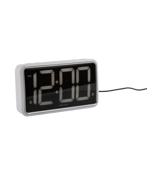 
New Retro – een klassieker in een modern jasjeDe New Retro wekker van Karlsson brengt de charme van vroeger terug met een eigentijdse twist. Het retro design en het grote display maken de tijd in één oogopslag leesbaar. Deze wekker is perfect om een vintage touch toe te voegen aan je nachtkastje! - Afmeting: 16,5x4,5x9 - Kleur: Wit - Materiaal: Kunststof