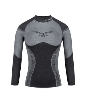 
44% Acryl, 32% Polypropyleen, 18% Viscose, 6% Elastaan. Stof: Dubbele laag, Miyabi. Ontwerp: Logo, paneel. Stof Technologie: Anti-Allergie, Anti-Pilling, Vochtafvoerend, Sneldrogend, Thermoactief. Hals: Crew Neck. Mouwtype: Met lange mouwen. Naadloze. Bevestiging: Trek aan de achterkant. L: 40 in. XL: 42,5 in.