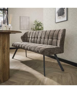 
Deze stijlvolle eetkamerbank met een metalen onderstel voegt een modern accent toe aan ieder interieur. Verkrijgbaar in drie verschillende stoffen en meerdere kleuren, biedt deze bank niet alleen comfort, maar ook veelzijdigheid. Combineer de bank met de bijpassende eetkamerstoel en barstoel..Over het merkWij zijn continu bezig met het samenstellen van stoere collecties die naast functioneel ook nog is heel trendy zijn. Veel van ons assortiment is zo ontworpen dat het leuk bij elkaar staat in elke kamer, daarom raden wij zeker aan om even een kijkje te nemen in ons assortiment voor leuke matchende items! - Afmeting: 59x180x84 - Kleur: Taupe - Materiaal: Stof