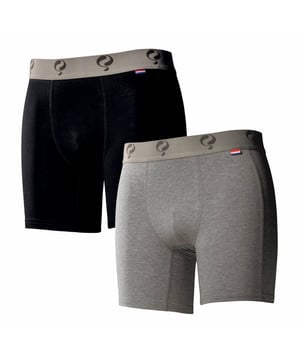 
Heren boxer 2-pack. Deze set van mooie en super comfortabele boxershorts is gemaakt voor comfort en stijl. Alle items zijn met veel passie en vakmanschap ontwikkeld, hebben een perfecte snit en ongekend draagcomfort.

  
 * Hoogwaardig katoen 
 * Verkrijgbaar in meerdere kleuren 
 * Geleverd in een luxe cadeauverpakking 
 * Q1905 logo op de tailleband  Omwille van hygiënische redenen accepteren wij geen retourzendingen voor boxershorts.