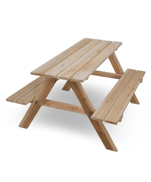 
Deze picknickset bestaat uit 1 tafelblad en 2 banken. De totaal afmeting is 89x78x50 cm. Makkelijk in elkaar te zetten door iedereen.  De kinderen hun eigen picknicktafel, dat is een groot feest natuurlijk. Leuk om aan te eten, maar ook om bij mooi weer lekker aan te kunnen tekenen. Een cadeautje voor de allerkleinsten. Of het nu in de tuin , op het gazon of op het terras is, uw kinderen hebben hun eigen plek om te eten en te spelen. Geschikt voor 4 kinderen tot ca 4 jaar oud.Houdt u er rekening mee dat hout een natuurlijk product is en daarom oneffenheden kan bevatten. Kenmerken:Houten picknick tafelbestaat uit 1 tafelblad en 2 bankenAfmeting is 89x78x50 cmOnbehandeld houtIndien gewenst schilderbaarPlaats voor maximaal 4 kinderenGeschikt voor kinderen tot 4/5 jaarMet stabiele verstevigingsbalken - Afmeting: - Kleur: Bruin - Materiaal: Hout