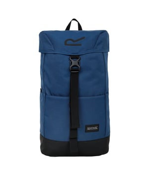 
100% Polyester. Capaciteit: 15L. Zakken: Voorzak, Rits, Fles, 1 Interne Zak, Opbergzak. Compartimenten: 1 Hoofdcompartiment. 13 inch laptoptas, handgreep, interne sleutelclip, gevoerde, verstelbare schouderriemen, gevoerde achterkant, gevoerde onderkant. Bevestiging: Verstelbaar, Haakclip, Deksel. Stoftechnologie: Duurzaam, waterafstotend. Ontwerp: Logo, eenvoudig, Reflecterend. Duurzaamheid: Gemaakt van gerecycled materiaal.