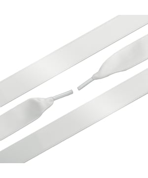 
<b>Satijnen veters</b> lengte 90 cm 5-7 gaatjes. <br>
5-7 gaatjes betekent de gaatjes aan 1 kant van de schoen. <br>
Materiaal is satijn en ze zijn dun en rond. 100% satijn. <br>
<br>
Verpakking: 2 veters voor 1 paar schoenen
<p> </p>