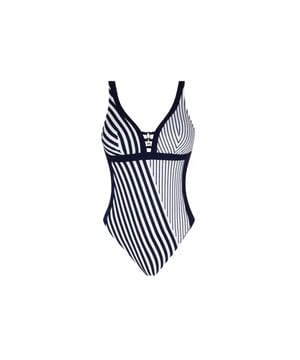 
Badpak zonder beugels. Elastiek onder buste. Comfortabel, ultra vrouwelijk
Badpak in bedrukte maille vooraan en uni achteraan. Uni uitsnijdingen vooraan verfijne het silhouet. V decolleté vooraan, cups met steun onder de buster en verwijderbare kussentjes. Een spaghetti voor een zilverkleurig glinsterend juweel midden vooraan. De bandjes zijn recht en komfortabel. Zilverkleurig plaatje aan linkerdij. Badpak gedubbeld vooraan.

59% Polyamide, 20% Elasthanne, 20% Polyester, 1% Polyurethane
