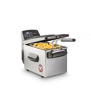 
<p><strong>Korte omschrijving</strong></p>
<ul>
<li>Inhoud: 4 liter</li>
<li>Vermogen: 3200 Watt</li>
<li>Friteuse met koude zone</li>
<li>Friteuse met dubbel verwarmingselement</li>
<li>Tot 50% sneller frituren</li>
<li>Sneller, dus ook energiezuiniger</li>
<li>Automatisch scharnierend filterdeksel</li>
<li>Filterdeksel met kijkvenster</li>
<li>Filterdeksel met permanent metalen filter</li>
<li>Gepatenteerd opvangsysteem voor het condensatiewater</li>
<li>3-voudige beveiliging tegen oververhitting </li>
<li>Onderdelen zijn vaatwasmachinebestendig</li>
<li>10 jaar garantie</li>
</ul>
<p><strong>Uitgebreide omschrijving</strong></p>
<p>De FRITEL Turbo SF 4145 biedt u alle voordelen van een automatisch filterdeksel. Deze FRITEL friteuse is uitgerust met een dubbel verwarmingselement waardoor je tot 50% sneller kan frituren. De frietjes worden sneller dichtgeschroeid, zijn dus krokanter, minder vet en gezonder! Dit is het ultieme geheim van de echte Belgische friet! Uniek en gepatenteerd, alleen bij FRITEL! Een leuk extraatje is de speciale vetsmeltstand voor vast frituurvet.<br /><br />Fritel, met Smaak bedacht !</p>
<p> </p>
<p><strong>Over Fritel</strong></p>
<p>Smakelijke gerechtjes maken, een geslaagd eindproduct op tafel toveren, genieten en lachende gezichten, het water in de mond krijgen, samen plezier beleven …Dat is de essentie van FRITEL. Smaak betekent niet alleen lekker, maar ook Mooi en Stijlvol ! Bij al onze ontwikkelingen streven wij naar een design dat zowel praktisch, gebruiksvriendelijk als hedendaags gestyled is waardoor u onze toestellen met fierheid op uw aanrecht kan plaatsen. Met smaak bedacht staat ook voor ontwikkeling en vernieuwing. Fritel beschikt als enige elektrofabrikant in Europa over een eigen in huis ontwikkelingsafdeling. Jarenlange knowhow en expertise hebben dan ook geleid tot veel innovatieve producten, patenten en octrooien. De uitgangspunten zijn topkwaliteit, duurzaamheid, gebruiksvriendelijkheid en liefst ook multifunctionaliteit. Het Fritel assortiment is enorm uitgebreid en is afgestemd op de noden en behoeftes van iedereen. Wij hebben kleine friteuses, grote friteuses, ronde, rechthoekige, met antistofdeksel, met filterdeksel, in inox, kunststof, metaal, voor huishoudelijk gebruik, voor professioneel gebruik, enz. Om deze diversiteit goed overzichtelijk te maken, werd het FRITEL assortiment ingedeeld in 4 pijlers namelijk Starter, Family, Chef en Profi. Dit is richtingaangevend want uiteindelijk beslist u als consument zelf welk product het meest geschikt is voor u.</p>