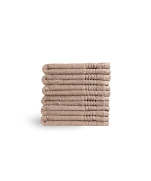 
Met deze gastendoekjes uit de Supreme Collectie is het onbeperkt genieten!!De gastendoekjes zijn geweven van 100% hoogwaardige 650 gram/m2 Egyptische katoen. Het katoen is van stevige zachte kwaliteit, hierdoor gaan deze lang mee en kunnen deze gewoon op 60 graden gewassen worden. De washandjes hebben een groot absorptievermogen, waardoor makkelijk en snel afgedroogd wordt.Supreme CollectieDe Supreme Collectie is verkrijgbaar in vier maten 7 kleuren. De verschillende maten zijn: washand 16x21cm, gastendoek 30x50cm, handdoek 50x100cm en badlaken 70x140cm in de kleuren: wit, antraciet, licht grijs, sand, mozaiek, zwart, ijsblauw, terracotta en oudgroen.MaterialenDe doeken zijn gemaakt van 100% hoogwaardige 650 gram/m2 kwaliteit Egyptisch katoen. Waardoor ze lang mee gaan en netjes blijven. Daarnaast zijn ze voorzien van een handige ophanglus.WasvoorschriftenDe gastendoekjes kunnen gewassen worden tot 60 °C . Drogen in de droger mogelijk mits op een lage temperatuur.Inhoud verpakking6 stuks gastendoek 30x50cmProduct specificaties:100% Egyptisch katoenWassen tot 60 gradenGram per vierkante meter: 650 g/m2Set van 6 gastendoekFormaat 30x50 cmDrogen op een lage temperatuurBSCI - gecertificeerdOekotex - gecertificeerdCode of conduct - Afmeting: 30 x 50 cm - Kleur: Sand - Materiaal: Katoen