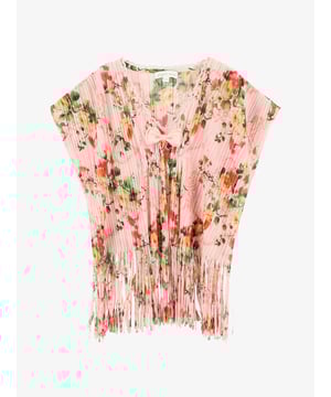 
Mooie geplooide kaftan met leuke franjes in lichtroze. Deze cover-up heeft onze nieuwe seizoensprimulaprint en borduursel op de halslijn. Gedetailleerd met onze kenmerkende strik en gouden hartcharme op de voorkant.