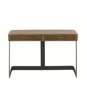 
Bent u op zoek naar een trendy bureau om in uw kantoor te werken? Dan is het bureau van metaal en echt eikenhout een absolute aanrader. Met een ruim werkoppervlak van 120 x 78 cm van eikenhout, biedt dit bureau ook 2 laden waarin u uw spullen kunt opbergen. Kenmerken van het industriële rechte bureau: Materiaal: Werkblad van echt eikenhout / Basis van metaal Afmetingen: Lengte 120 cm / Hoogte 78 cm / Diepte 55 cm Signature, gevestigd in de buurt van Lille in Frankrijk, ontwerpt en produceert al meer dan 20 jaar meubels. Hun collectie biedt een ruime keuze aan meubels en decoratieve artikelen. Het streven naar authentiek vakmanschap en een eclectisch oog zorgen voor een mix van originaliteit en authenticiteit. Ontdek een selectie van meubels gemaakt van hoogwaardige materialen. Merk: Signature Kleur: Wooden Effect