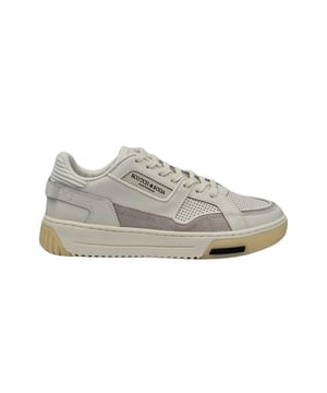 
De 78.3135.01-B00 white van Scotch & Soda is een echte blikvanger. De 78.3135.01-B00 white is uitgevoerd in de kleur WHITE. Bekijk ook onze overige collectie van Scotch & Soda op onze webshop!
