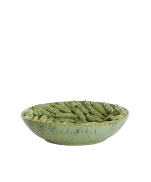 
Shop dit prachtige artikel van Light & LivingSchaal Ø43x12 cm FABA keramiek mint groen is gemaakt en ontwerpen door het Nederlandse merk Light & Living.De belangrijkste kenmerken van het artikel zijn als volgt:Kleur: GroenProduct Lengte: 43Product Breedte: 43Producht Hoogte: 12Gewicht: 5Light & Living werd meer dan vijftig jaar geleden opgericht. We begonnen met het maken van lampenkappen in een kleine fabriekshal. Al snel kwamen daar lampen bij, zodat we een totaal verlichtingsconcept konden aanbieden. Na vele jaren actief te zijn geweest op de verlichtingsmarkt, zijn we gaan uitbreiden met betaalbare woonaccessoires en (klein)meubelen.Wij weten als geen ander dat thuis de plek is waar mensen zich vaak het prettigst voelen. Een eigen plek, ingericht met comfortabele meubels en sfeervolle verlichting. We denken graag met je mee. Daarom reizen we de hele wereld over op zoek naar de mooiste verlichting en woondecoratie. We zijn altijd op zoek naar dat ene speciale item waar ons hart sneller van gaat kloppen. Deze momenten leggen we vast en vertalen we naar onze producten.Twee keer per jaar presenteren we een nieuwe seizoenscollectie. Zo weten we je elke keer weer te inspireren! - Afmeting: Ø43x12 - Kleur: Groen - Materiaal: Keramiek