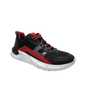 
De 323340 wijdte 5 _589-wijdte-5_ruben-race van Track Style is een echte blikvanger. De 323340 wijdte 5 _589-wijdte-5_ruben-race is uitgevoerd in de kleur Zwart. Bekijk ook onze overige collectie van Track Style op onze webshop!