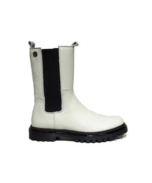 Scoor deze nieuwe outfit van Giga nu in de Giga sale met hoge korting!
De G3777 a28 van Giga is een echte blikvanger. De G3777 a28 is uitgevoerd in de kleur Velvet Star White. Bekijk ook onze overige collectie van Giga onze webshop!