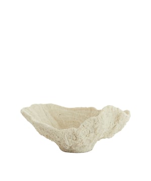 
Shop dit prachtige artikel van Light & LivingOrnament 25x23x11 cm CORAL crème is gemaakt en ontwerpen door het Nederlandse merk Light & Living.De belangrijkste kenmerken van het artikel zijn als volgt:Kleur: WitProduct Lengte: 25Product Breedte: 23Producht Hoogte: 11Gewicht: 5Light & Living werd meer dan vijftig jaar geleden opgericht. We begonnen met het maken van lampenkappen in een kleine fabriekshal. Al snel kwamen daar lampen bij, zodat we een totaal verlichtingsconcept konden aanbieden. Na vele jaren actief te zijn geweest op de verlichtingsmarkt, zijn we gaan uitbreiden met betaalbare woonaccessoires en (klein)meubelen.Wij weten als geen ander dat thuis de plek is waar mensen zich vaak het prettigst voelen. Een eigen plek, ingericht met comfortabele meubels en sfeervolle verlichting. We denken graag met je mee. Daarom reizen we de hele wereld over op zoek naar de mooiste verlichting en woondecoratie. We zijn altijd op zoek naar dat ene speciale item waar ons hart sneller van gaat kloppen. Deze momenten leggen we vast en vertalen we naar onze producten.Twee keer per jaar presenteren we een nieuwe seizoenscollectie. Zo weten we je elke keer weer te inspireren! - Afmeting: 25x23x11 - Kleur: Wit - Materiaal: Kunststof