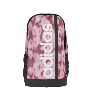 
100% gerecycleerd polyester. Hoogte: 46cm. Breedte: 26.5cm. Inhoud: 22.5L. Diepte: 16cm. Zakken: 1 voorzak, rits, 2 zakken van gaas, zijzak. Compartimenten: 1 Hoofdcompartiment. Ontwerp: Batik Verven, Logo. Handvat, gevoerde, verstelbare schouderriemen. Stoftechnologie: Lichtgewicht. Bevestiging: Ritssluiting.