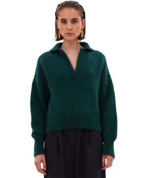 
Polo Pullover Dark Green is een poloshirt van het merk BY-BAR in de kleur groen.