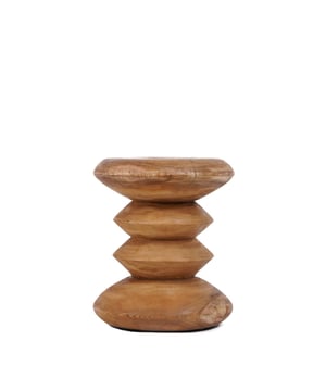 
This adorable stool or side table from solid teak wood adds a natural summer vibe! Handmade to a very high standard,the side table looks great in the garden, on a terrace, patio or i living room. Use a a bedside table, an occasional side table or put a plant on it to decorate a boring corner. Suar wood always varies in tone, colour and pattern. Wood is a living material that expands and contracts, causing cracks and knots. We take steps during transport and in our warehouse to dry and coat suar wooden items, but it may still hold moisture deep within. Treating the product with a protective oil yearly is recommended, this will also revive the colour. KleurNaturelHoogte (cm)45Breedte (cm)40Lengte (cm)40Waar te gebruiken?Binnenshuis - Overdekt buitenMaterialenMunggur hout Materiaal: