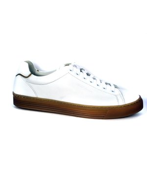 Koop dit Camel Active item sterk afgeprijsd in onze Camel Active outlet.
Op zoek naar een schoen in de categorie Veterschoenen? De 429.19.02 van Camel Active is een aanwinst voor elke schoenenkast. De schoenen van Camel Active zijn gemaakt van Leer en hebben een voering van Textiel. De 429.19.02 is uitgevoerd in de kleur wit.