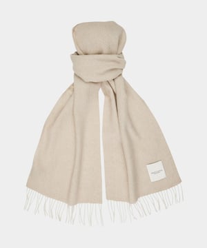 
Profuomo Shawl Beige PPWS30002F/F met artikelcodePPWS30002F/F .  van het materiaal 100% Lamswol. Extra specificaties: , , , , kleur Beige.