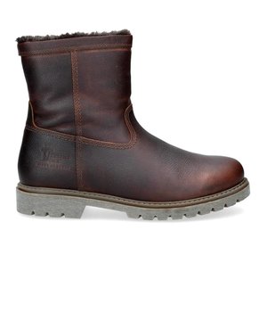 
De Panama Jack Fedro C13 Kastanjebruin is een stevige en stijlvolle herenlaars die perfect is voor de koude maanden. Het kastanjebruine leer geeft de laars een tijdloze en elegante uitstraling, terwijl de robuuste constructie zorgt voor langdurige duurzaamheid. De rubberen zool biedt uitstekende grip en stabiliteit, ideaal voor diverse weersomstandigheden. Dankzij de comfortabele voering en het waterdichte ontwerp zijn deze laarzen perfect voor dagelijks gebruik, zowel in de stad als op het platteland. De Panama Jack Fedro C13 combineert functionaliteit en stijl, en is de ideale keuze voor avontuurlijke mannen.