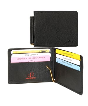 Dit item uit onze Tassen Outlet outlet scoor je nu extra voordelig op V&D waar het altijd dR Amsterdam sale is. 
Afmetingen: 11.00 cm breed x 8.00 cm hoog x 1.00 cm diep <p>Deze moneyclip beschikt over zes creditcardvakken en heeft daarnaast nog een pin waar papiergeld achter gestoken kan worden. Het is gemaakt van gewaxt rundleder en heel dun waardoor het makkelijk in gebruik en mee te nemen is.</p>