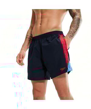 Wat een heerlijk item uit de nieuwe collectie van Speedo is dit! Ben er op tijd bij want voor deze hardloper geld op=op!.
Speedo Bad beach Zwemshorts van het materiaal en in de kleur 205 Blauw-multicolour.