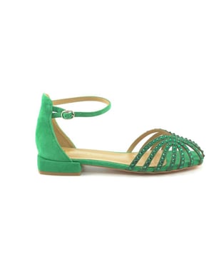 
De V23200 0 van Alma en Pena is een echte blikvanger. De V23200 0 is uitgevoerd in de kleur MIDDEL GROEN [emerald]. Bekijk ook onze overige collectie van Alma en Pena op onze webshop!
