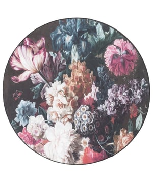 
Ben je op zoek naar een trendy eye-catcher voor in je interieur? Dan is vloerkleed Flores van het merk Home67 precies wat je zoekt! De print met donkere achtergrond en gekleurde bloemen is op dit moment een grote trend en is perfect als je kleur wilt toevoegen aan je interieur. Het design is geïnspireerd op één van de meesterwerken van de kunstenaar Ruysch. Het vloerkleed is daarnaast makkelijk te combineren in het interieur. In het vloerkleed zijn namelijk zoveel verschillende kleuren te zien dat het vloerkleed overal bij past. Leverbaar in de volgende maten: ø120 cm, ø160 cm, ø200 cm, 80 x 150 cm, 160 x 230 cm en 200 x 290 cm. Merk: Home67 Materiaal: Synthetisch Kleur: Zwart;Rood;Roze EAN: 7141041997775
