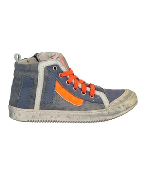 
De 51340 jeansbl. 684 van ARKK is een echte blikvanger. De 51340 jeansbl. 684 is uitgevoerd in de kleur BLAUW. Bekijk ook onze overige collectie van ARKK op onze webshop!