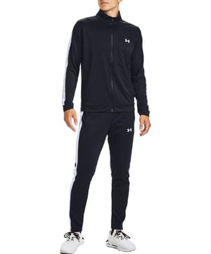 
Under Armour Casual Pakken van het materiaal en in de kleur Zwart.