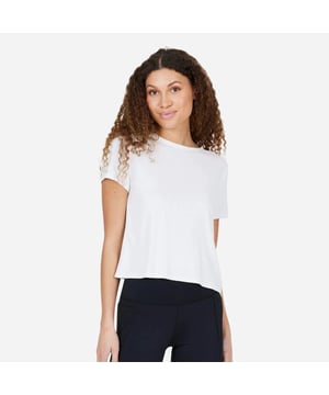 
Athlecia Training Sporttops van het materiaal en in de kleur 100 Wit.