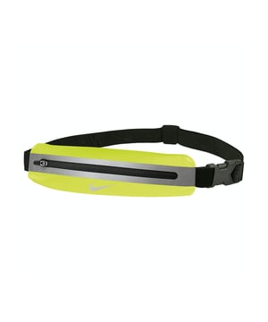 
Nike Slim Waist Pack 3.0 Unisex
 
 De Slim Waist Pack 3.0 is een lichtgewicht heuptas. Deze heuptas is een zogeheten expandable waistpack. Het materiaal rekt mee met de hoeveelheid spullen die je meeneemt. Dit voorkomt het gevoel van bungelen tijdens het hardlopen.
 
     Vakjes aan binnenkant
     Stevige rits
     Verstelbare heupband