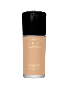 M.A.C Studio Radiance Serum Foundation NC18 - 30ml voor Stralende Huid