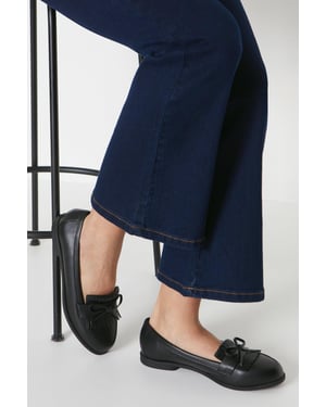 Loretta Tassel Loafer