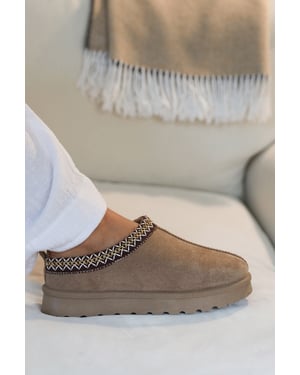 Wheres That From Womens 'Oak' Aztec Detail Faux Fur Lining Mini Boots