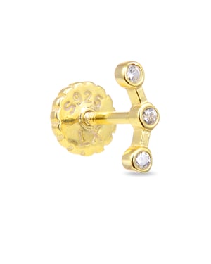 Luxenter qant-piercing tillverkad av 925 sterlingsilver och glänsande kubisk zirkonia med 18 karats gulguldplätering