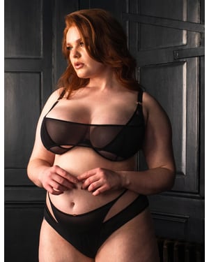 Scantilly by Curvy Kate Peep Show Deep Plunge Bra -  Black