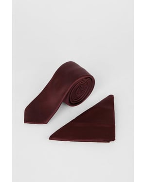 Burgundy Plain Tie And Pocket Square Set