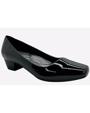 Boulevard Clermont Low Heel Womens