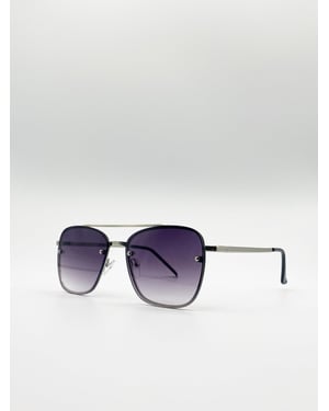 Silver Aviator Sunglasses with Metal Frames