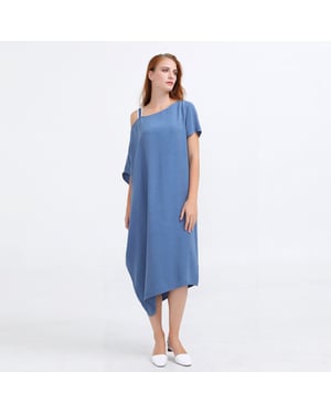 Minimalist Asymmetric Off-the-Shoulder Loose Dress