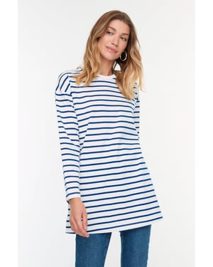 Trendyol Kvinnors Randig Modest Tunika
