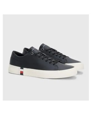 Tommy Jeans herensneakers met kenmerkend design.